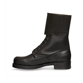 Buty Protektor HONOR art.925 z ćwiekami na podeszwie